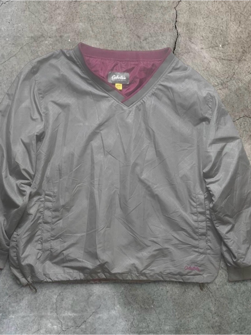 Cabela's Gray Pullover Windshirt with Maroon Neckline